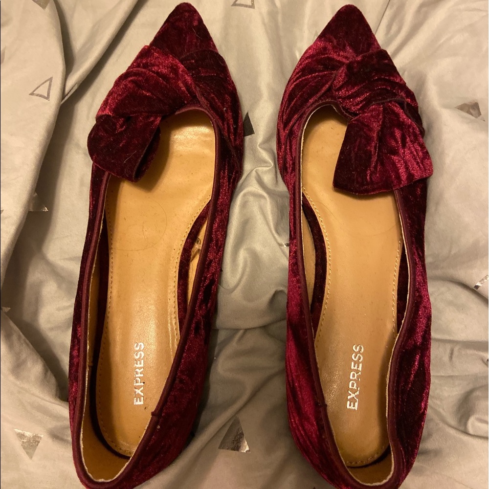 Velvet flats